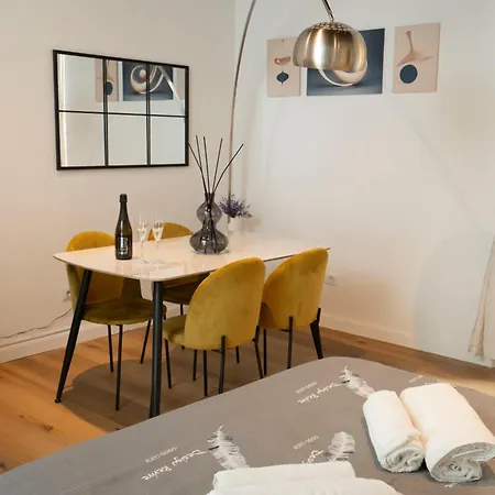 Prefetti Patheon Apartmán *