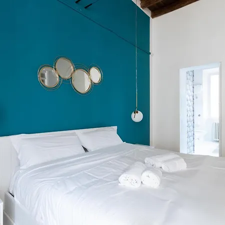 Prefetti Lovely Flat